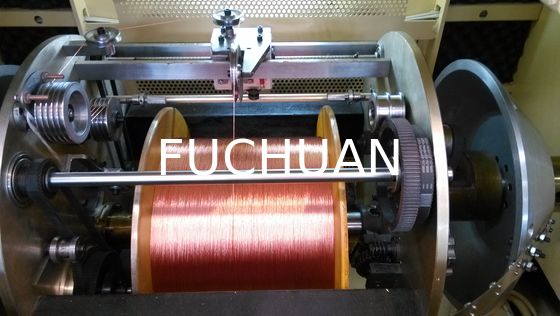 Macchina per torcere fili di rame a doppia testa 1.2Kgf Attrezzatura a larghezza regolabile