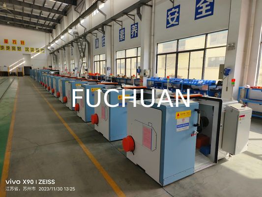 Macchina per torcere cavi con controllo PLC HMI Inverter 7.5-11kw Macchina principale