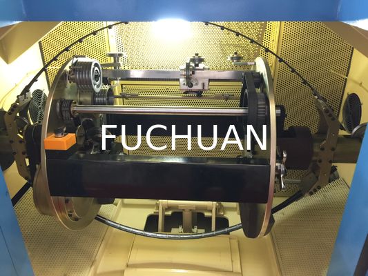 Attrezzatura automatica per macchina per l'aggraffatura del filo di rame nudo a doppia torsione del cavo