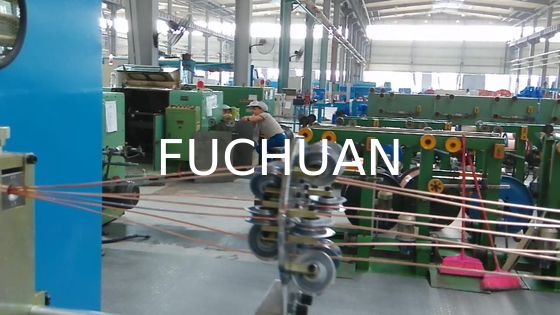 Processo di raggruppamento del filo di rame Macchina di torsione del filo di rame Attrezzatura di torsione automatica