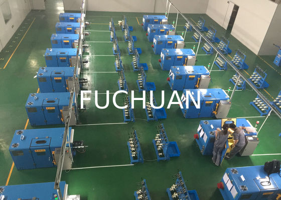 4000 giri al minuto macchina di torsione di filo di rame in lega S Lay Sky Blue Stranding Equipment