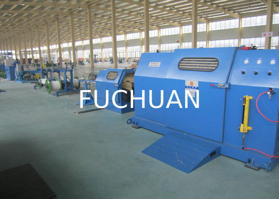 3Pcs Core Wire Cable Twisting Machine Braiding 700Rpm Stabile attrezzatura di rotazione