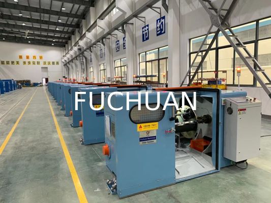 Aumenta la produttività Macchina per l'aggraffatura a doppia torsione Attrezzatura ad alta capacità da 5000 kg