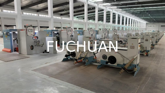 Macchina di torsione automatica di filo di rame per la produzione in volume Capacità 100-350 kg/h