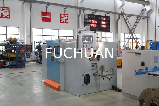 Macchina per il raggruppamento a doppia torsione dotata di un arco di fibra di carbonio singolo Concepimento di risparmio energetico superiore al 25% e impostazioni di valore di tono basate su PLC